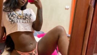 Dominican Gailen La Moyeta con su consolador