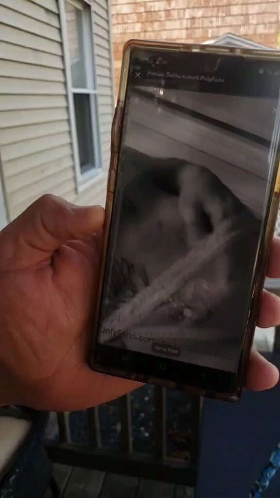 Dominicana madura Monica Bethancourt desnuda