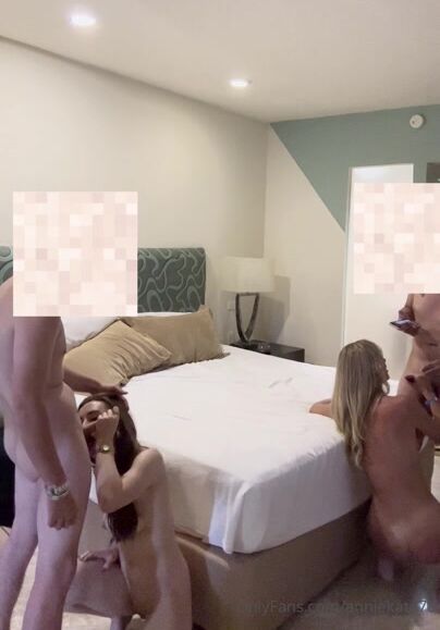 Kali Kingsley cuarteto con la nena australiana Annie Knight