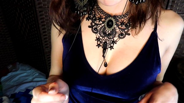 AftynRose ASMR Video del juego de roles de vampiros