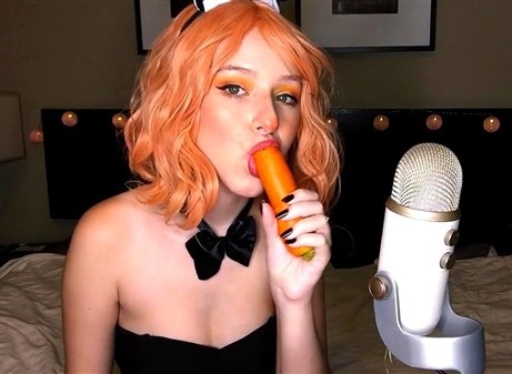 Diddly Easter Bunny come una fea zanahoria Video ASMR