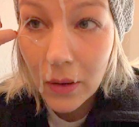 El producto principal es la pala de nieve Go.