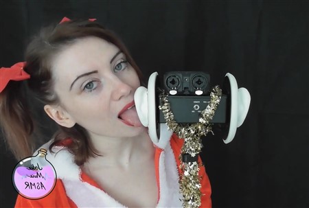 Jodie Marie ASMR Sra. Claus Video de besos y lamidas de orejas