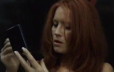 La sexy Denise van Outen en el metro de Londres