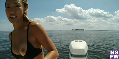 La streamer de Twitch Maryjleeee Nip Slip se cae del bikini