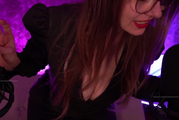 Lyna Perez Video Sexy Tease Descargado