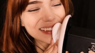 Maimy ASMR besando tu cara y orejas Video de Patreon