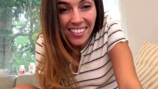 Miss Bell ASMR Cuidándote cuando estás enfermo Video descargado