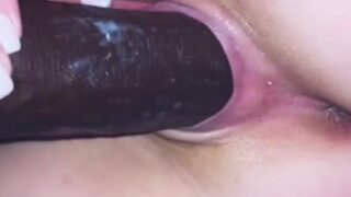 Pidiendo una polla real mientras se ahoga con un consolador BBC