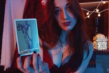 Trish Collins El juego del tarot ASMR JOI Vídeo