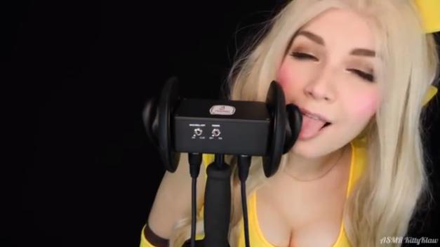 Vídeo de Pikachu lamiendo orejas de KittyKlaw ASMR