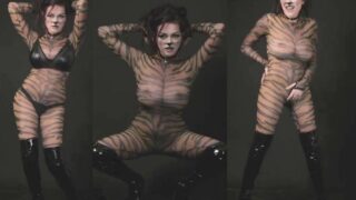 Vídeo transparente del disfraz de gato de Halloween de Tessa Fowler descargado